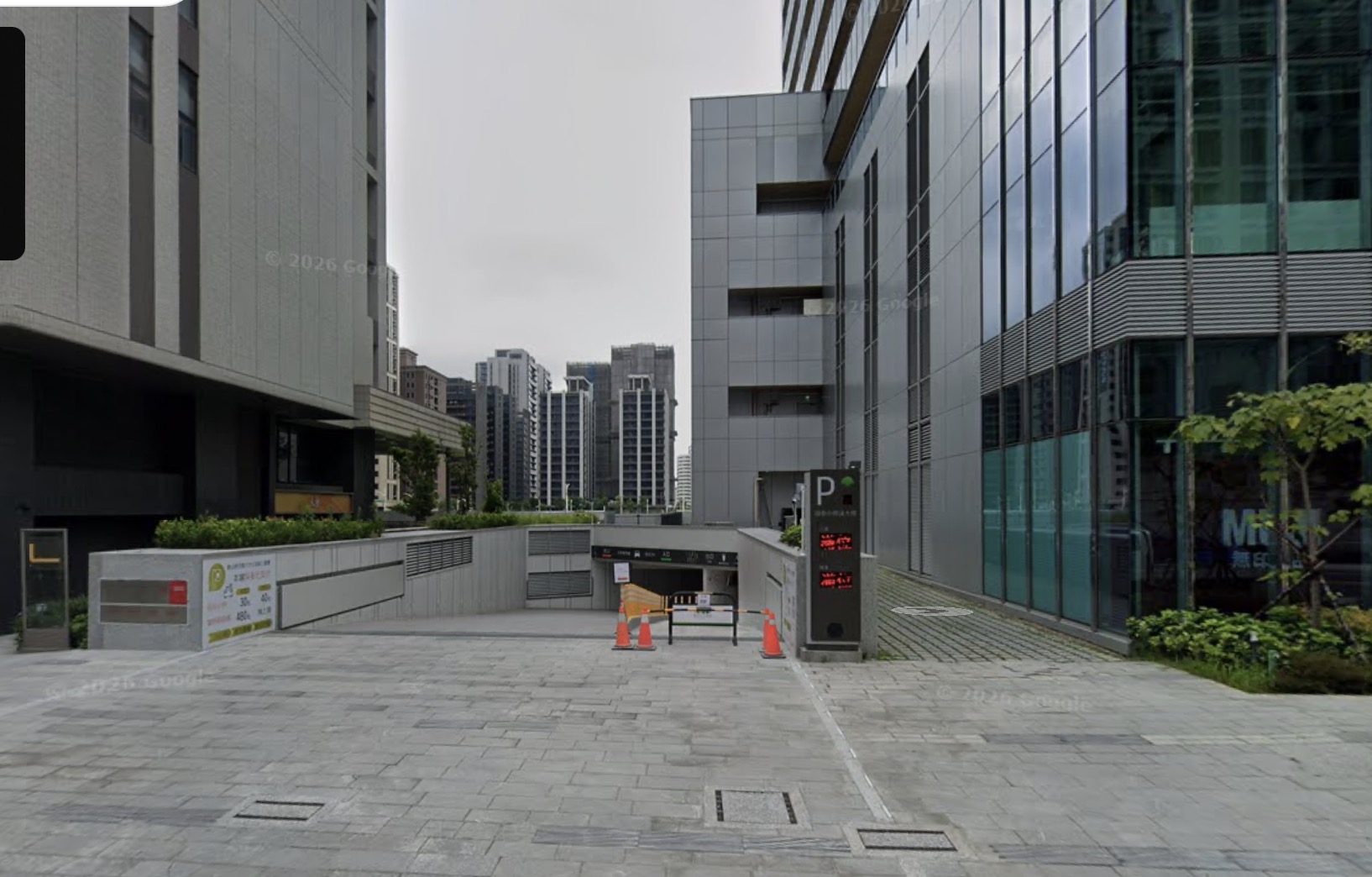 置地生活廣場小檜溪停車場入口